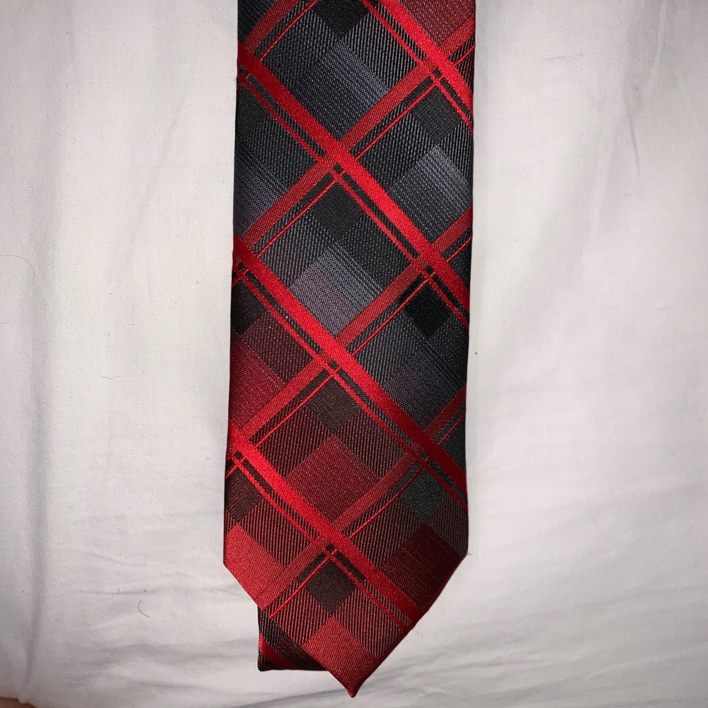 Red and grey tie